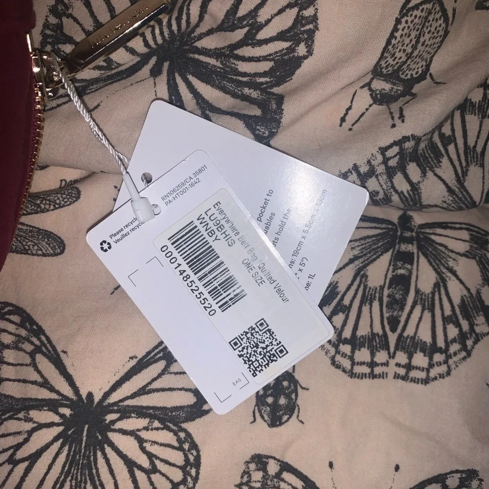 lululemon belt bag